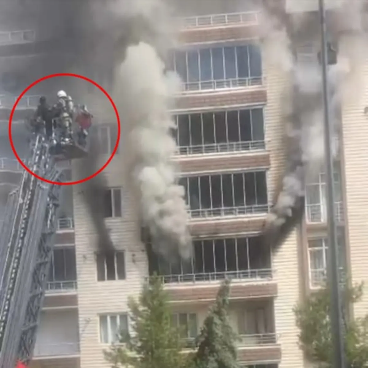 Diyarbakır'da apartman yangını: 3'ü çocuk 6 kişi dumandan etkilendi