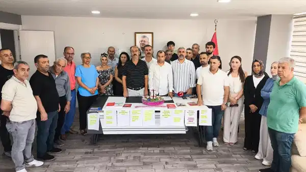 Diyarbakır'da 685 CHP'li istifa etti: Kına gönderiyoruz, eserlerine baksınlar