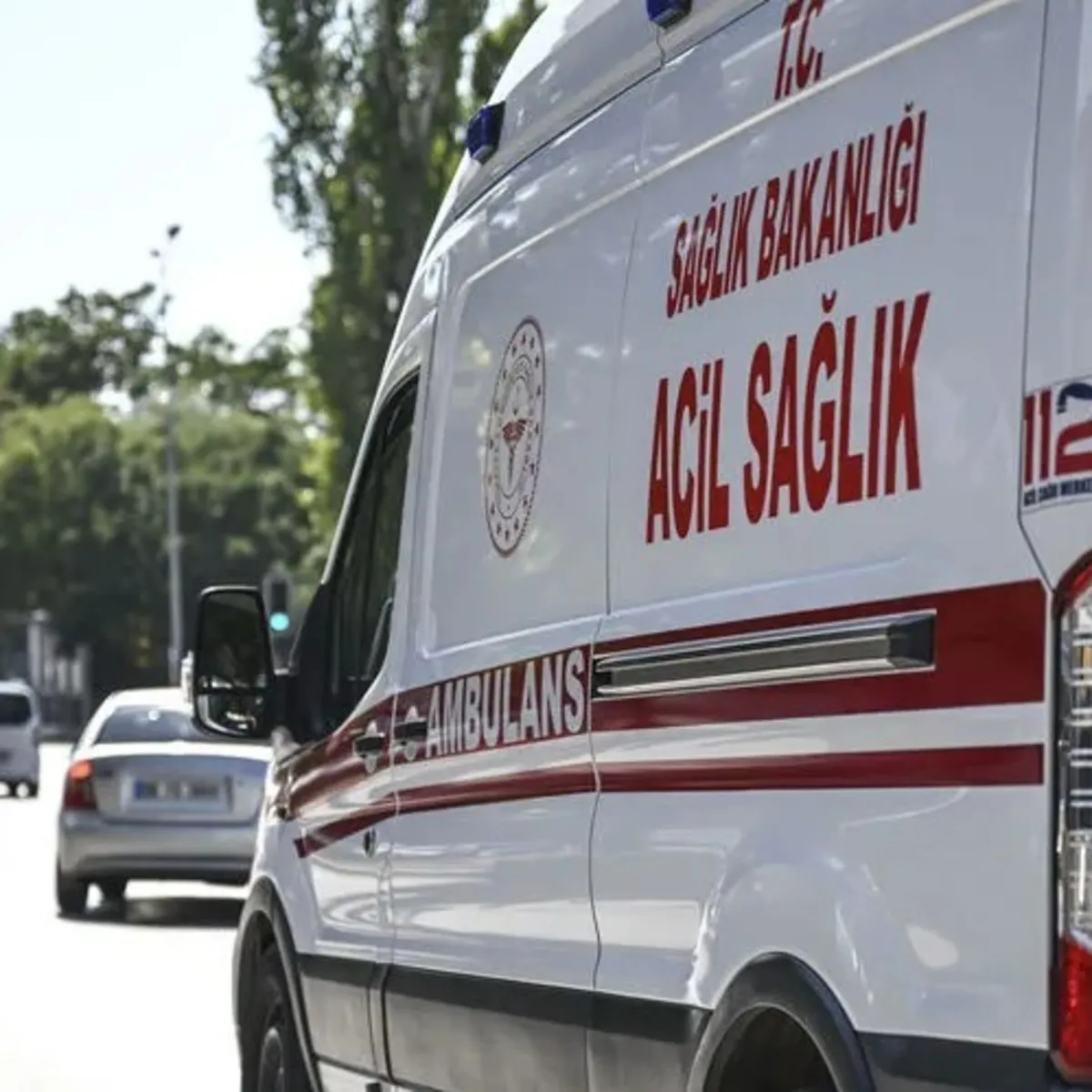 Diyarbakır'da engellileri taşıyan minibüs kaza yaptı: 19 yaralı