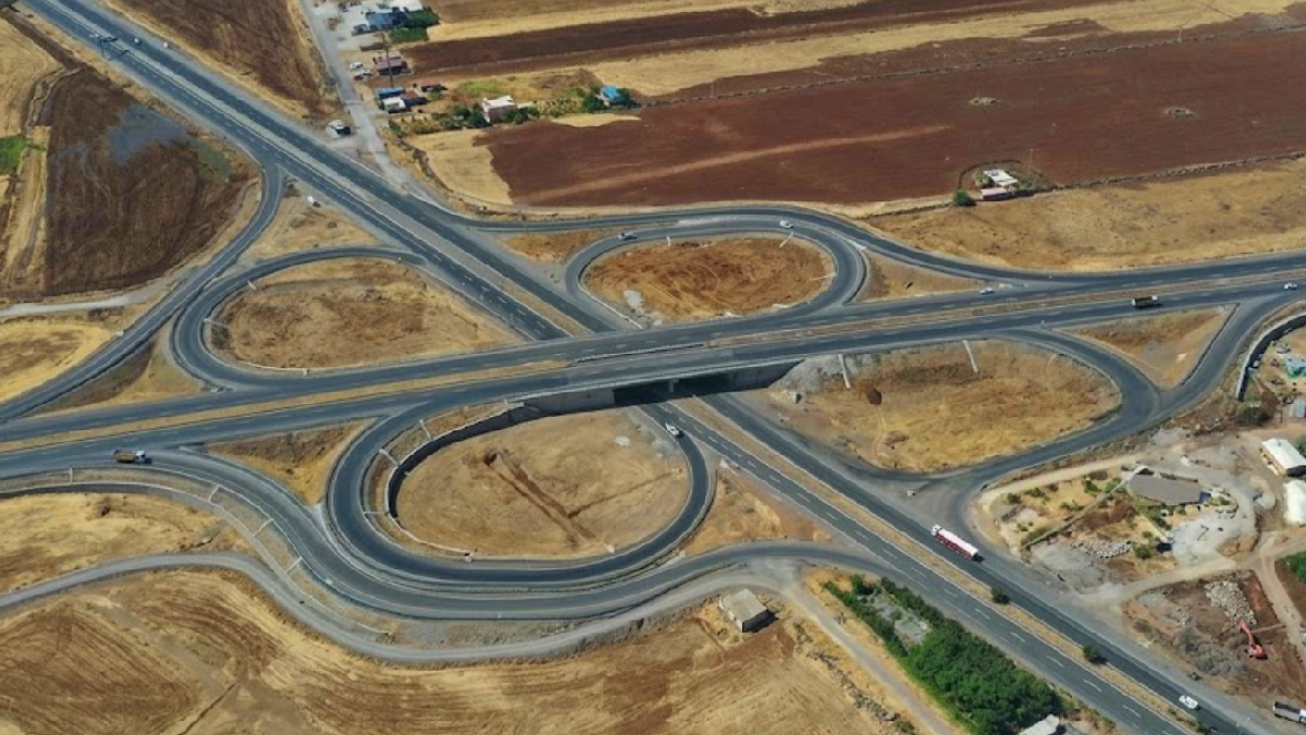 Diyarbakır'da Güneybatı Çevre Yolu ile şehir geçişi 15 dakikaya düştü