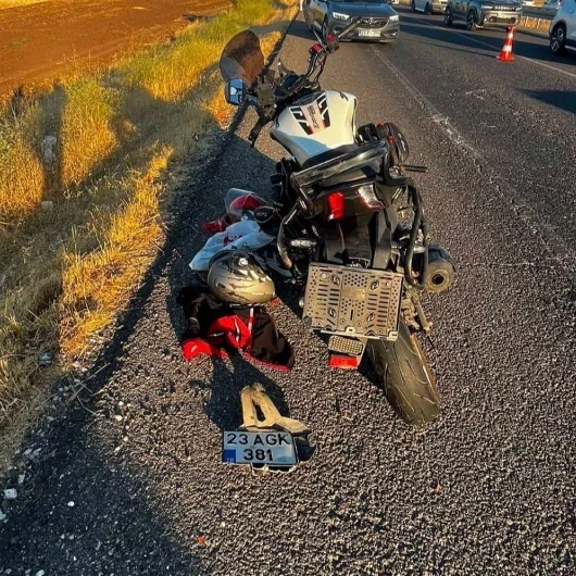 Diyarbakır'da kamyonet ile motosiklet çarpıştı: 1 ölü