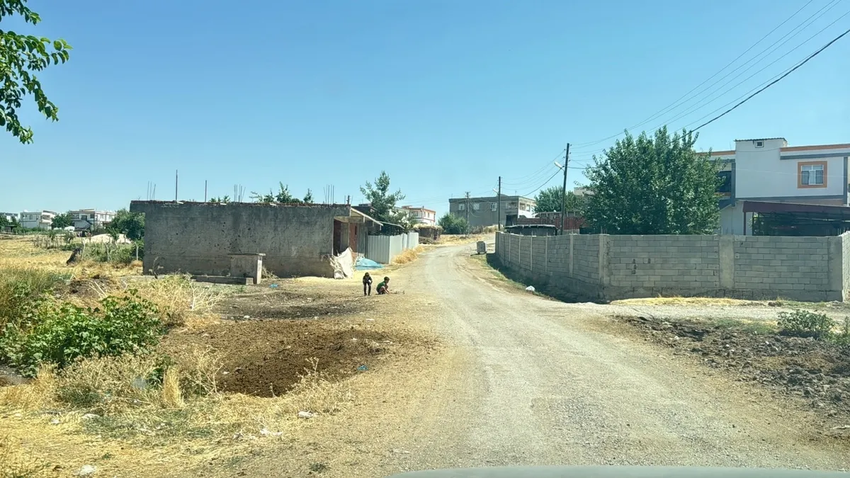 Diyarbakır'da Kuduz Şüphesi: Mahalle Karantinada, 4 Yaşındaki Çocuk Yoğun Bakımda