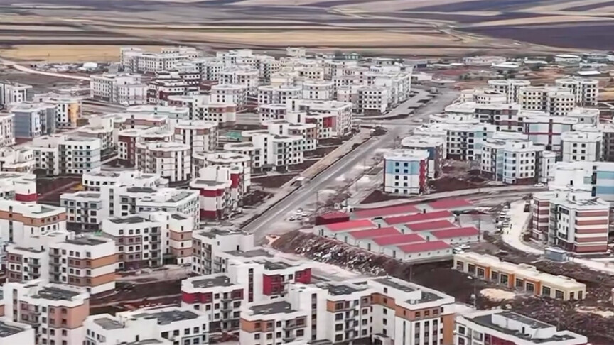 Diyarbakır'da Asrın İnşa Seferberliği: Oğlaklı'da Afet Konutları Yükseliyor