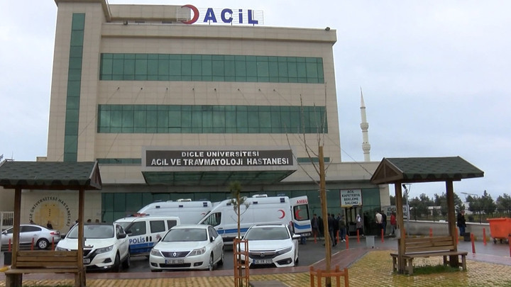 Diyarbakır’da Park Halindeki Traktörün Altında Kalan 3 Yaşındaki Mert Hayatını Kaybetti