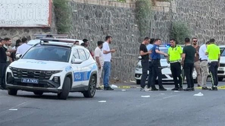 Diyarbakır'da esnaf tartışması kanlı bitti: Araçla takip edip öldürdü