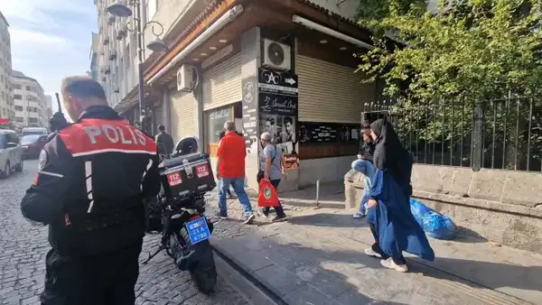 Diyarbakır Sur'da silahlı saldırı: 2 yaralı, 1 gözaltı