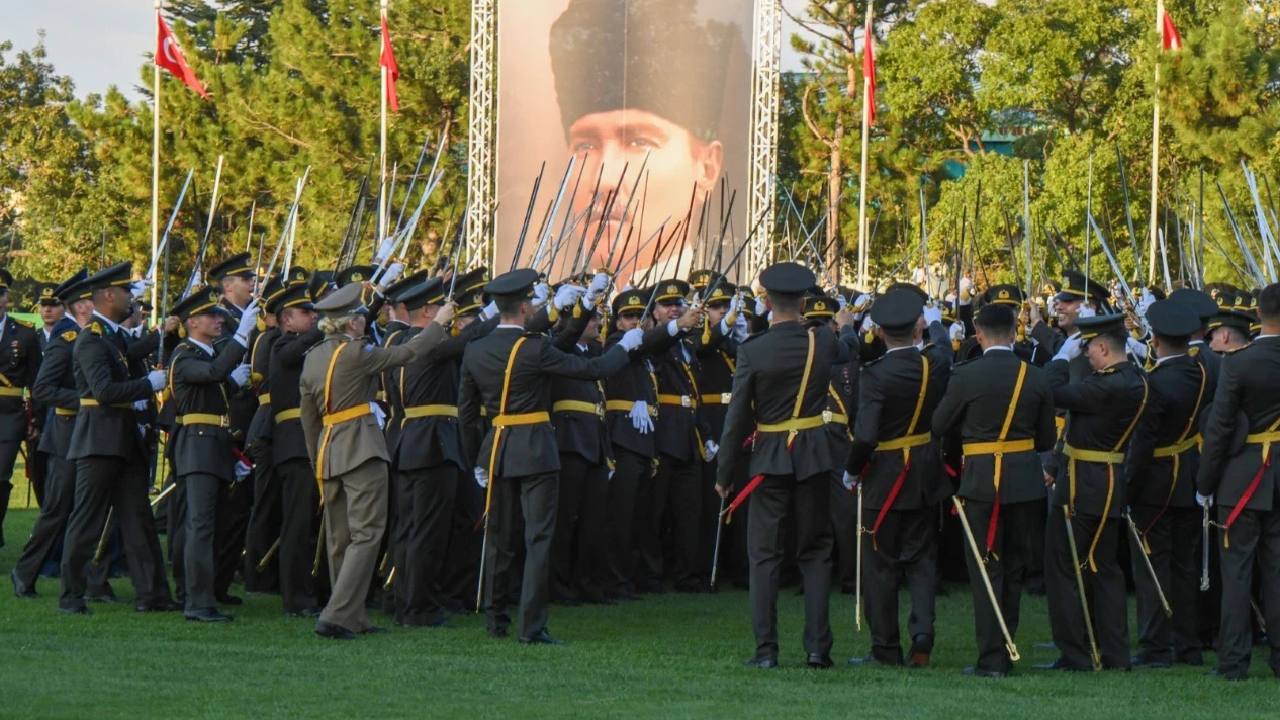 DMM'den 'Türkiye Yüzyılı Marşı' iddialarına yanıt: İzmir Marşı yasaklandı mı