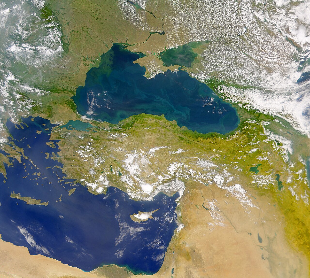 Doğu Karadeniz İçin Gök Gürültülü Sağanak Uyarısı