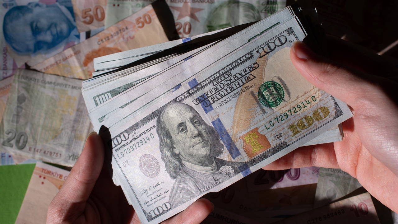 Dolar/TL 49 TL Sınırına Dayandı: Yeni Rekor Kapıda