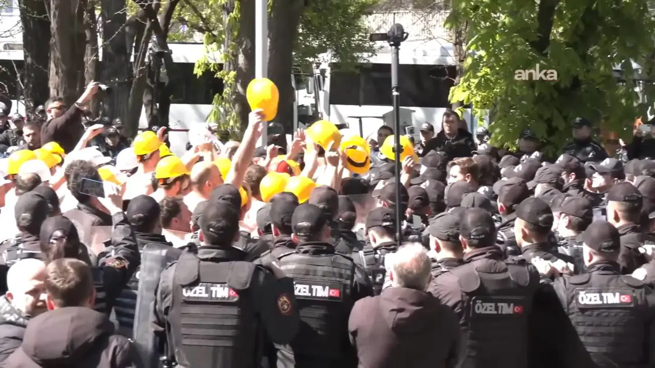 Doruk Madencilik işçileri Bakanlık önünde: Taahhütler tutulmadı