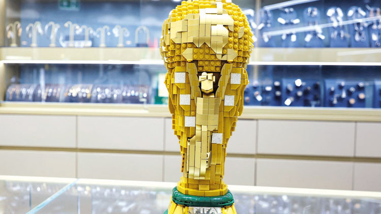 Dubai'de 2026 Dünya Kupası İçin Legolardan Yapılmış Pahalı Kupa