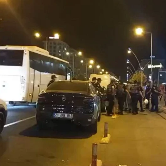 Düğün Salonunda Tekmeli Yumruklu Kavga: 5 Yaralı