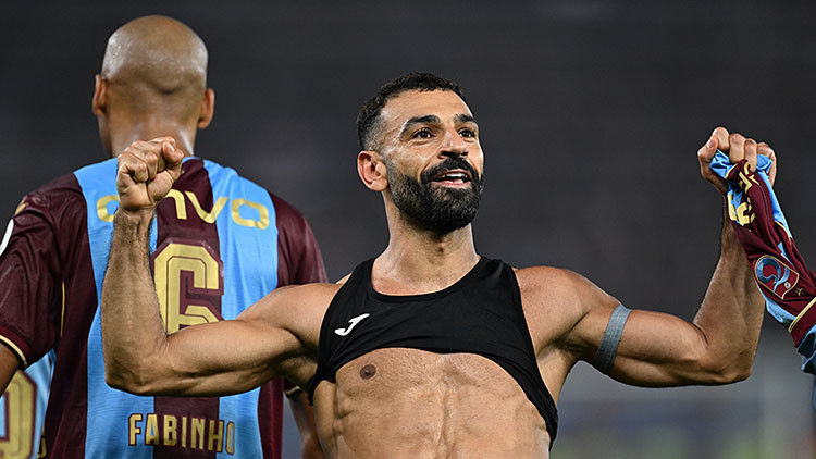 Dünya Salah'ı Konuşuyor: Trabzonspor'un Mısırlı Yıldızı Galatasaray Derbisinde Tarih Yazdı
