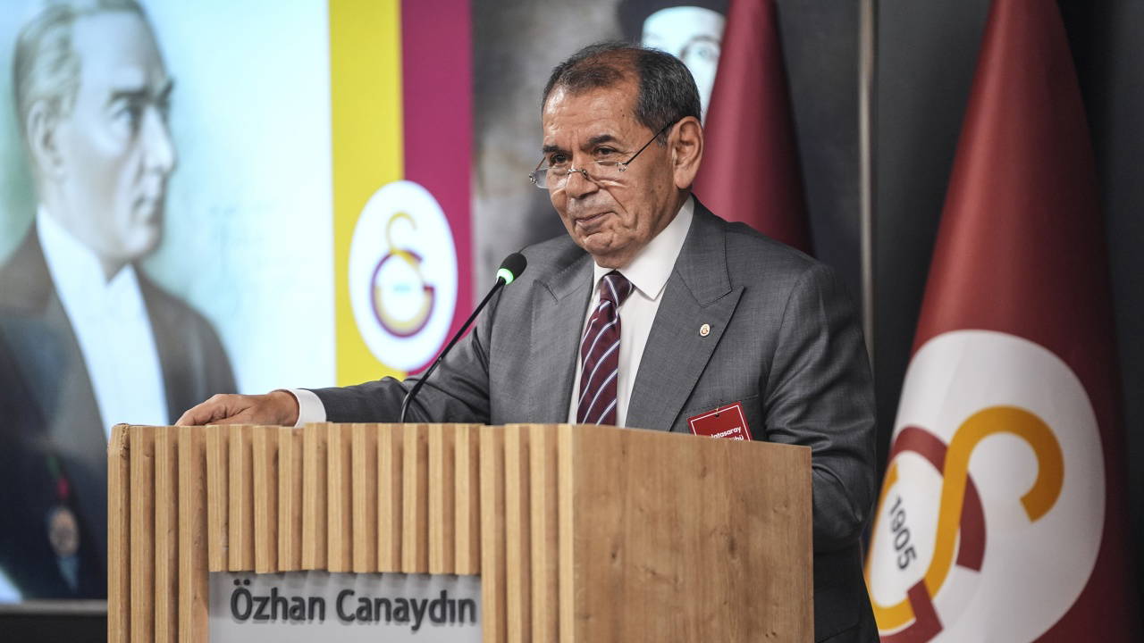 Dursun Özbek: Genç Transferlerde Sonuca Yakınız, Endişe Etmeyin