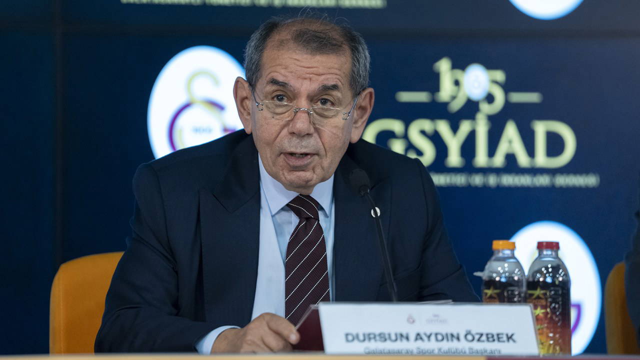 Dursun Özbek'ten Hakem Soruşturması Açıklaması: Ligler Başlayacak Ortada MHK Yok