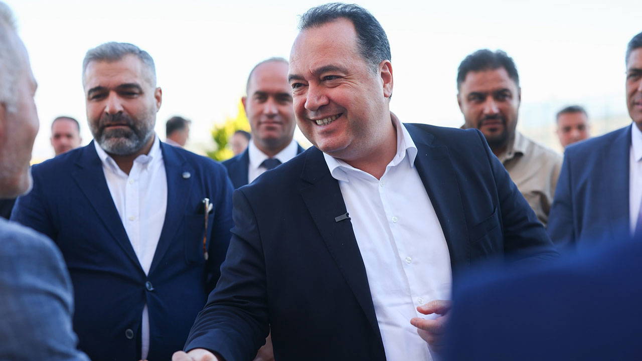 Dutlulu: 'Besim Başkan bir yere gitmiyor, burada