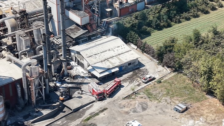 Düzce'de Kereste Fabrikasında Yangın Panik Yarattı