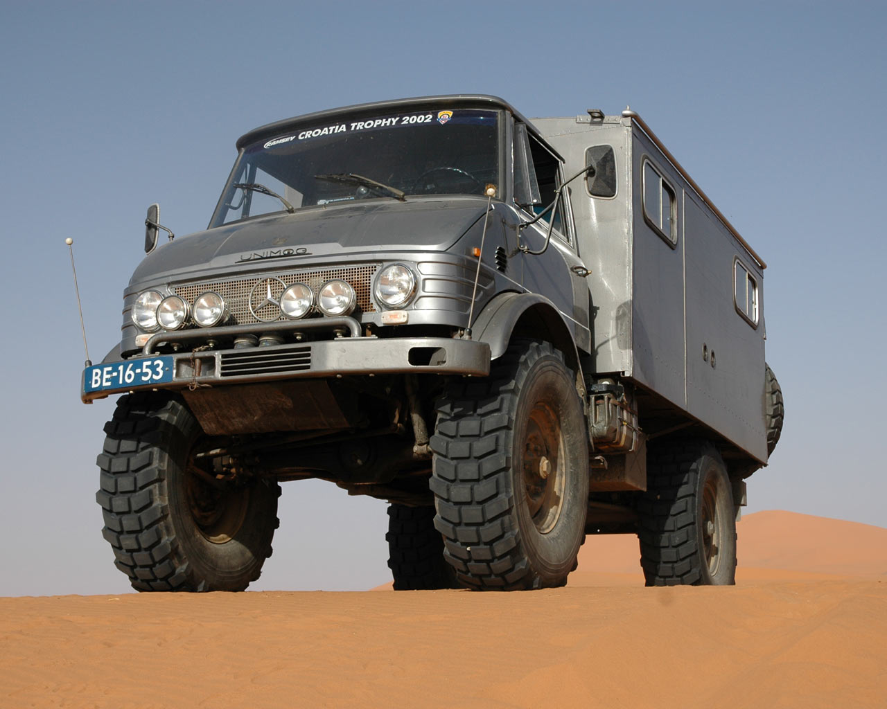 Düzce'de Offroad Tutkunlarına Kar Sürprizi: Sonbahar Turu Kışa Döndü