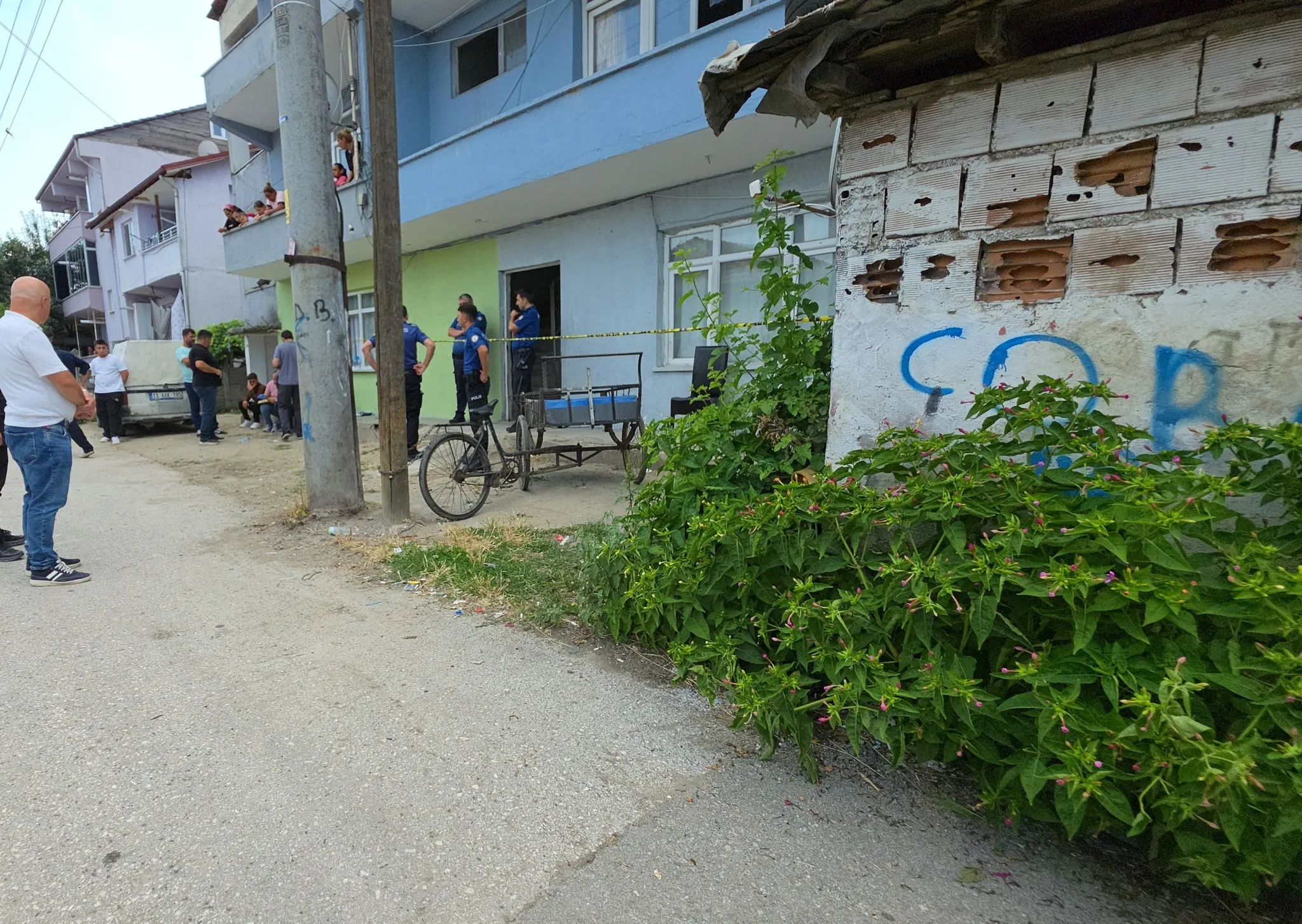 Düzce'de 20 yaşındaki genç silahla vurularak hayatını kaybetti