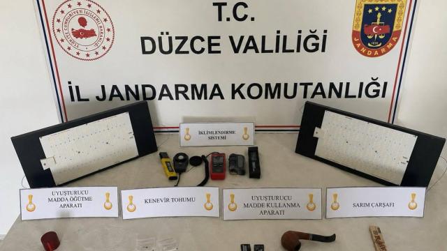 Düzce'de jandarmadan kaçakçılık ve uyuşturucu operasyonu: 10 gözaltı