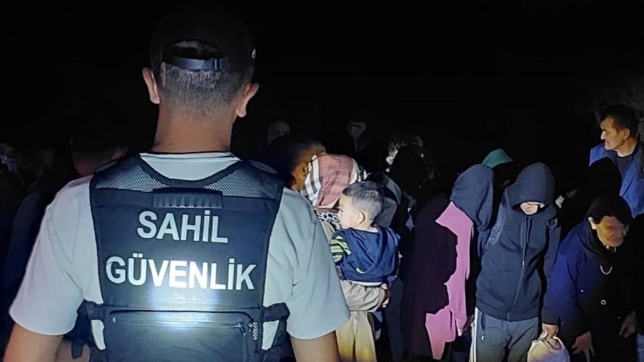 Eceabat'ta 29 Kaçak Göçmen Yakalandı: 7'si Çocuk