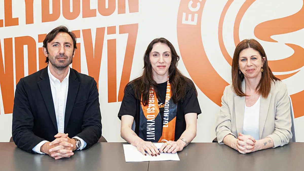 Eczacıbaşı Dynavit, Aslı Kalaç'ı Transfer Etti