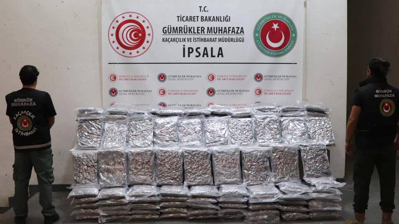 Edirne Gümrüklerinde Dev Uyuşturucu Operasyonu: 147 Kilo Esrar ve 27 Kilo Kokain Ele Geçirildi