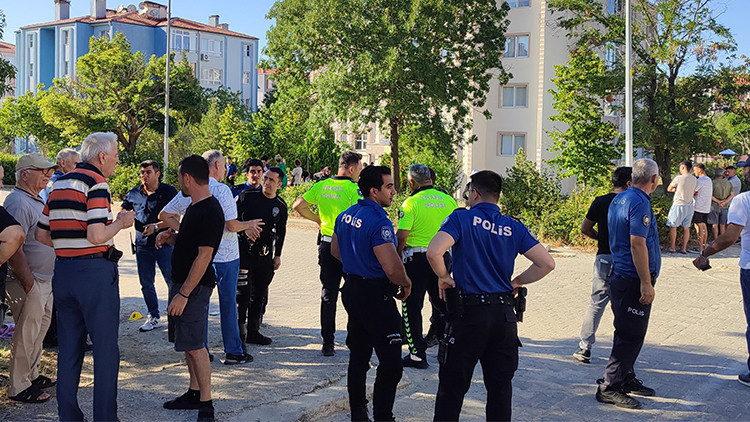 Edirne'de Komşu Dehşeti: Tartışma Kanlı Bitti, 1 Ölü 2 Yaralı