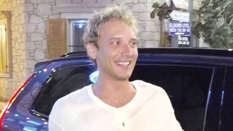 Edis: Globalde hislerimle ilerliyorum