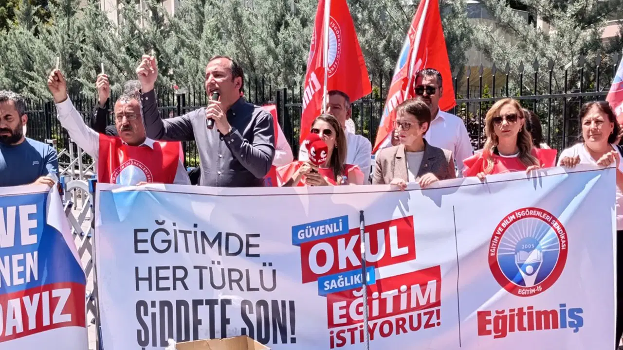 Eğitim-İş'ten Bakan Tekin'e: Çocuğun özel okulda ne varsa devlette de olsun