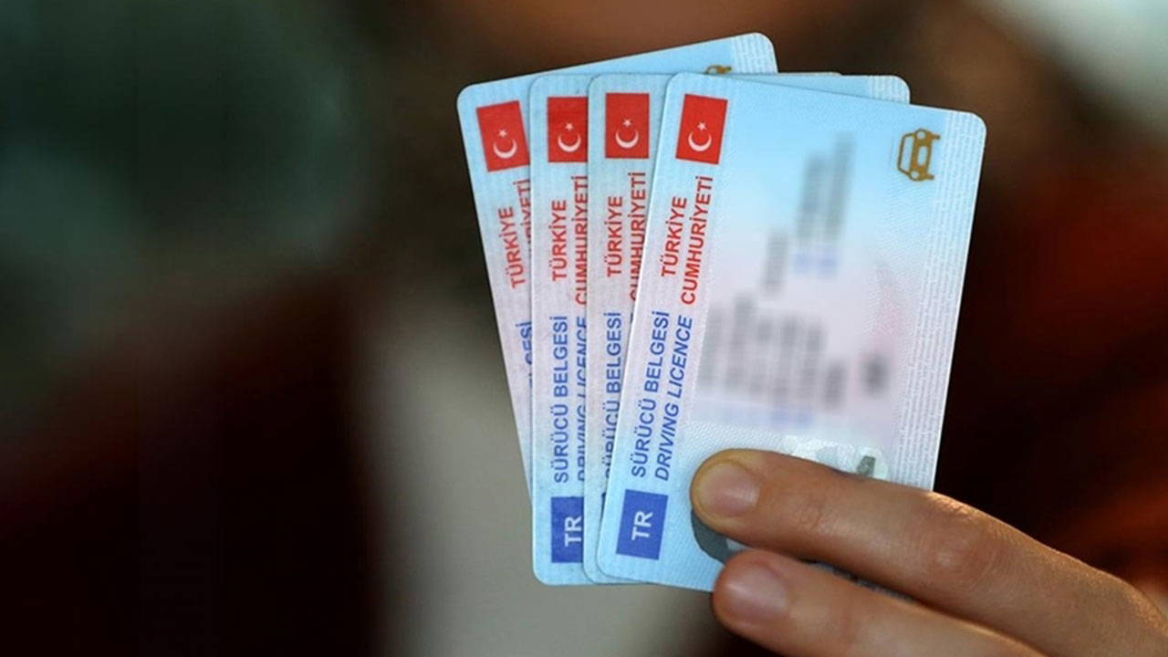 Ehliyetlerinizi Kontrol Edin: Son Geçerlilik Tarihine Dikkat