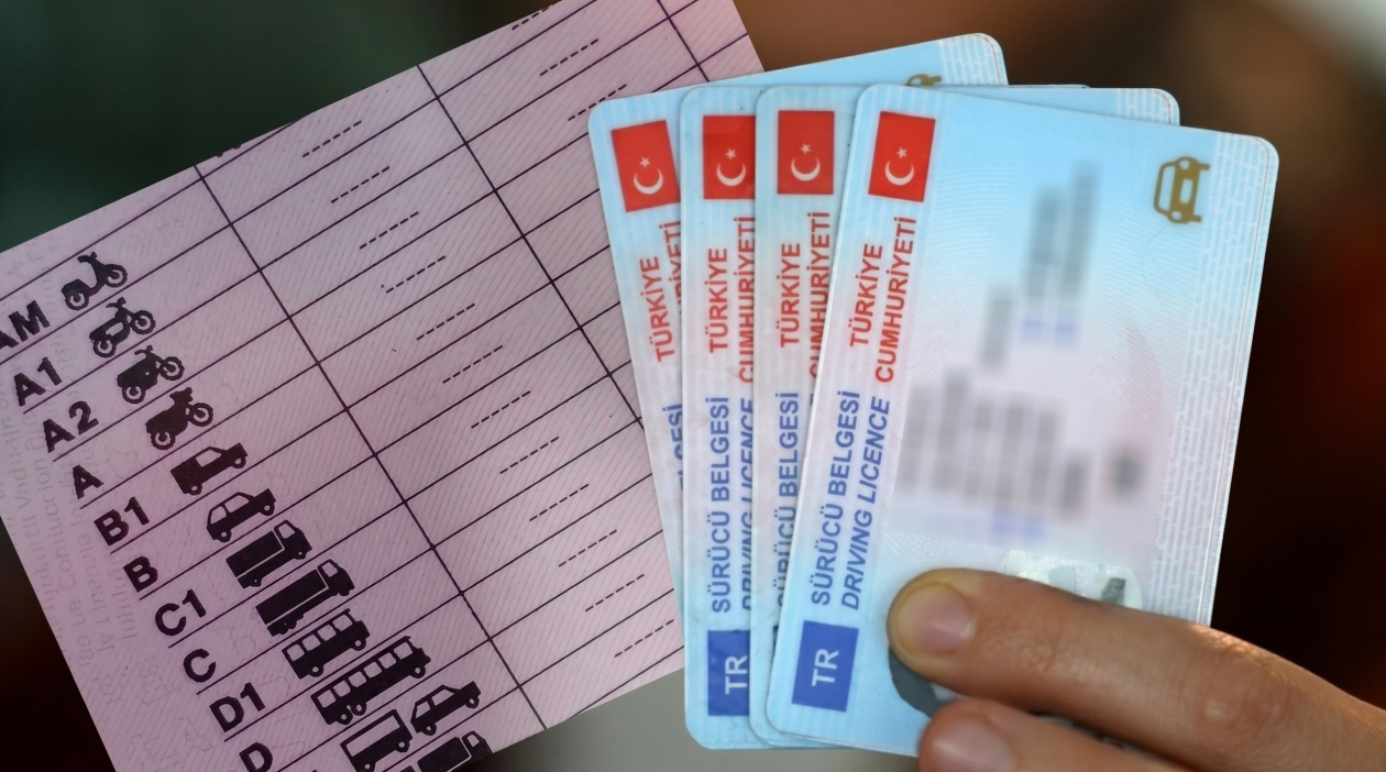 Ehliyette yeni yaş sınırı: Yenileme süreleri tamamen değişiyor