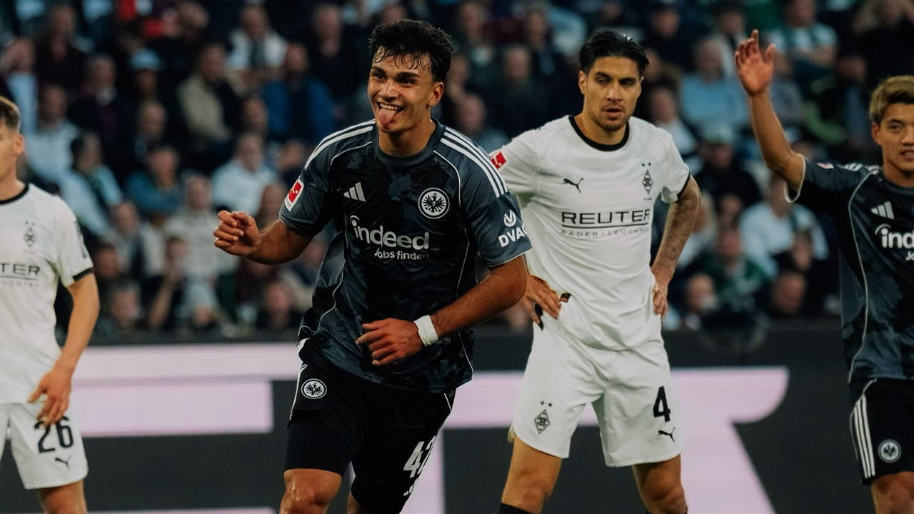Eintracht Frankfurt Teknik Direktörü'nden Can Uzun Açıklaması