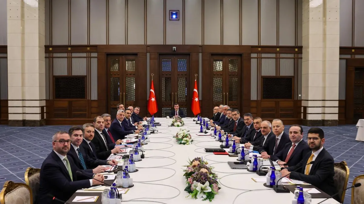 Ekonomi yönetimi EKK'da üç kritik başlığı masaya yatırdı