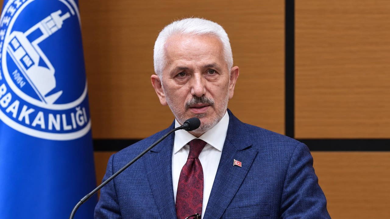 Ekrem Baki, CHP ve Meclis Üyeliklerinden İstifa Etti