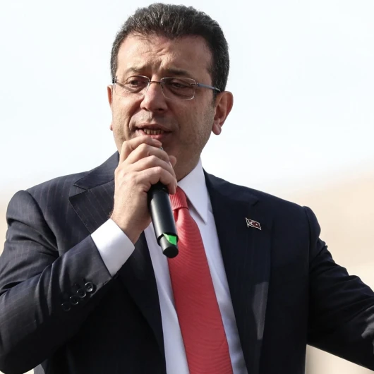 Ekrem İmamoğlu CHP'den İstifa Etti