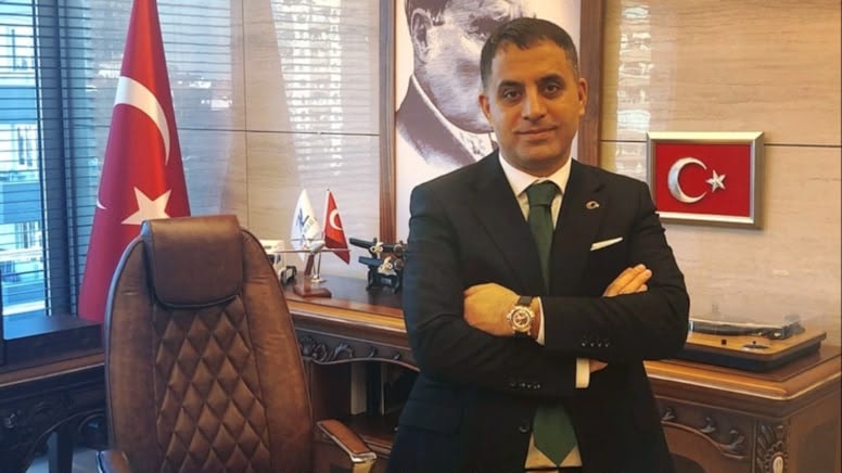 Elazığ'da freni boşalan kamyon 10 araca çarptı: 5 yaralı