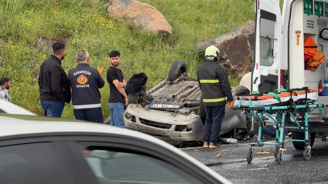 Elazığ'da otomobil devrildi: 1 can kaybı, 3 yaralı