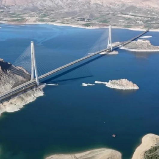 Elazığ Tunceli'ye Kesintisiz Yolla Bağlanacak: Pertek Köprüsü İçin Tarih Verildi