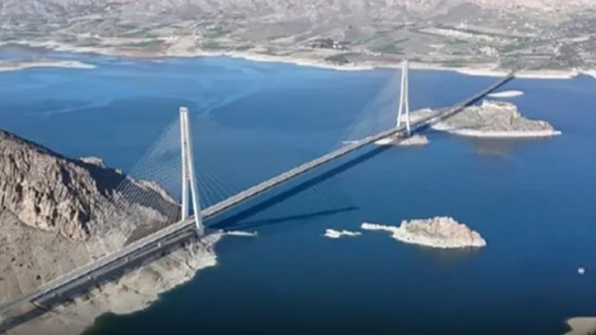 Elazığ ve Tunceli Pertek Köprüsü ile Birleşiyor