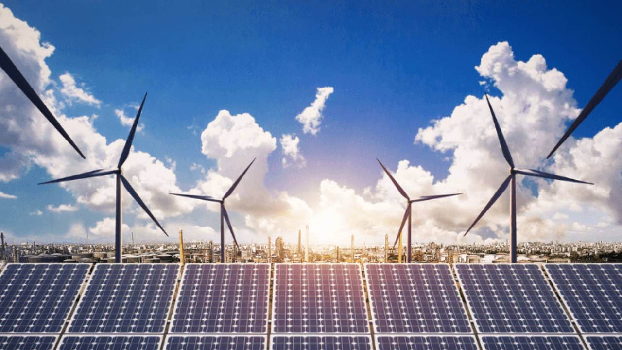 Elektrik dağıtımında 10 yılda 50 milyar dolarlık yatırım hedefi
