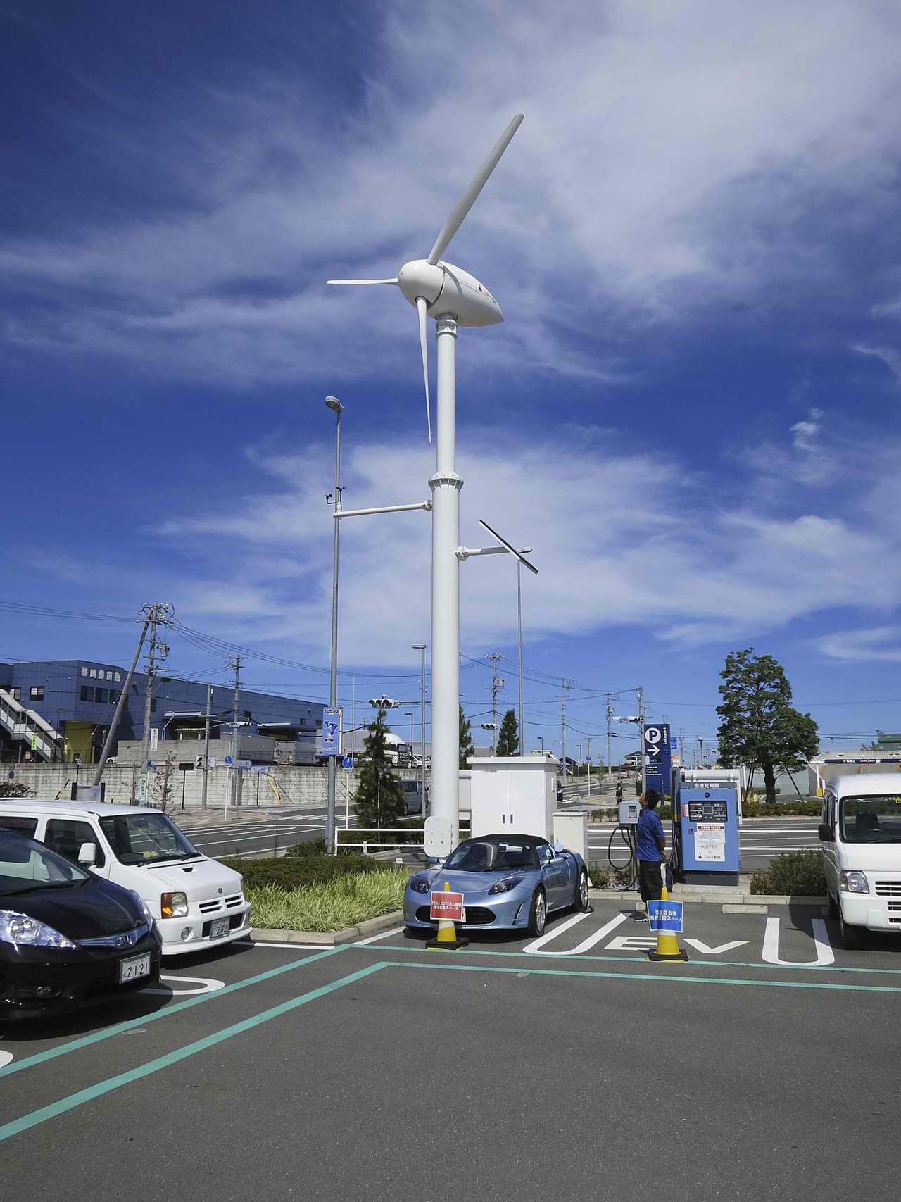 Elektrikli Araç Şarj İstasyonu Bulmayı Kolaylaştıran Uygulamalar