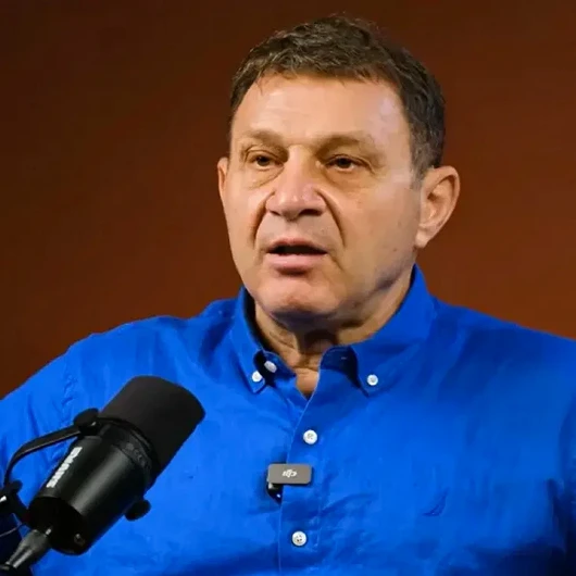 Emekli Amiral Ertürk'ün Darbe Hayalleri ve Türk Demokrasisinin Geleceği