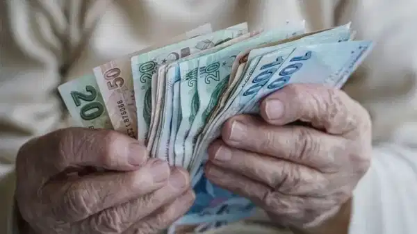 Emekli maaşı zam farkları ne zaman yatacak? SSK ve Bağ-Kur ödeme takvimi