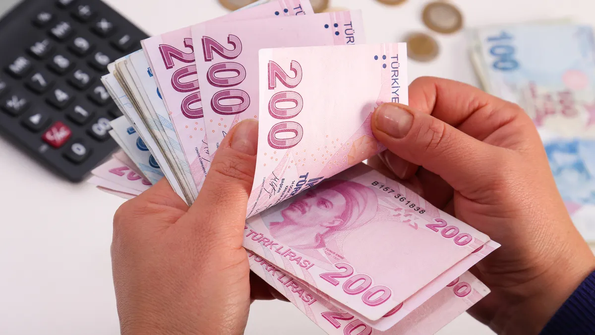 Emekli Promosyonunda Rekor Yarış: 90 Bin TL'ye Varan Fırsatlar