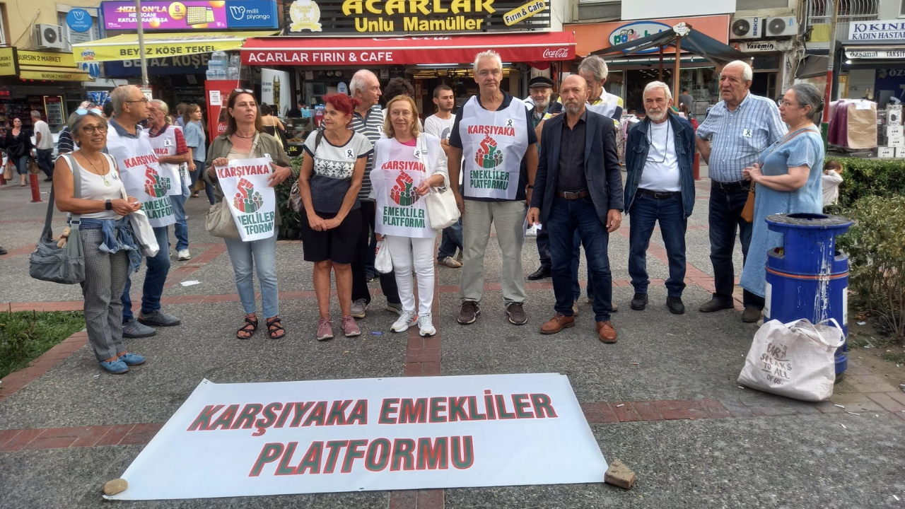 Emekliler Karşıyaka'da Buluştu: 'Geçinemiyoruz