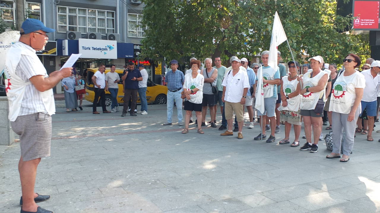 Emeklilerden enflasyon zammına tepki: Büyümeden pay alamıyoruz
