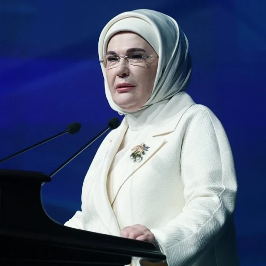 Emine Erdoğan'a Davos'tan Özel Davet: Sıfır Atık Zirvesinde Açılış Konuşması Yapacak