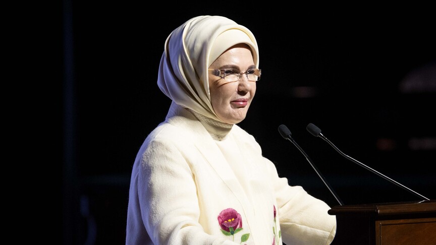 Emine Erdoğan'dan Maarif Vakfı'na 10. Yıl Mesajı