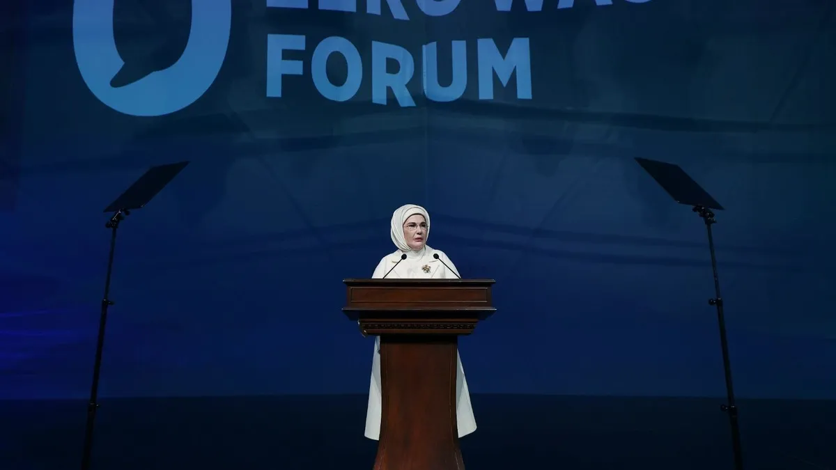 Emine Erdoğan: Sıfır atık tüm yolları birleştiren bir köprüdür